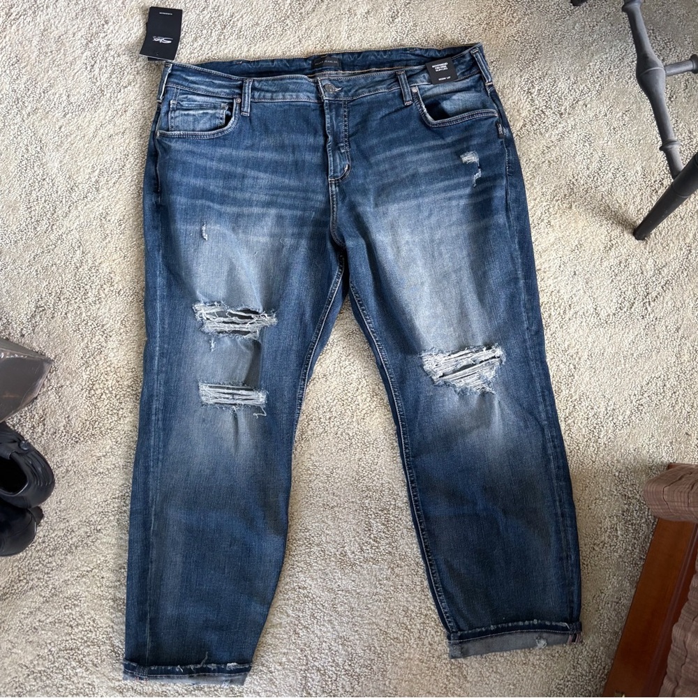 Silver Jeans-Distressed Boyfriend Mid Rise Slim Leg Jeans-Sz. 22W/L27-NWT!